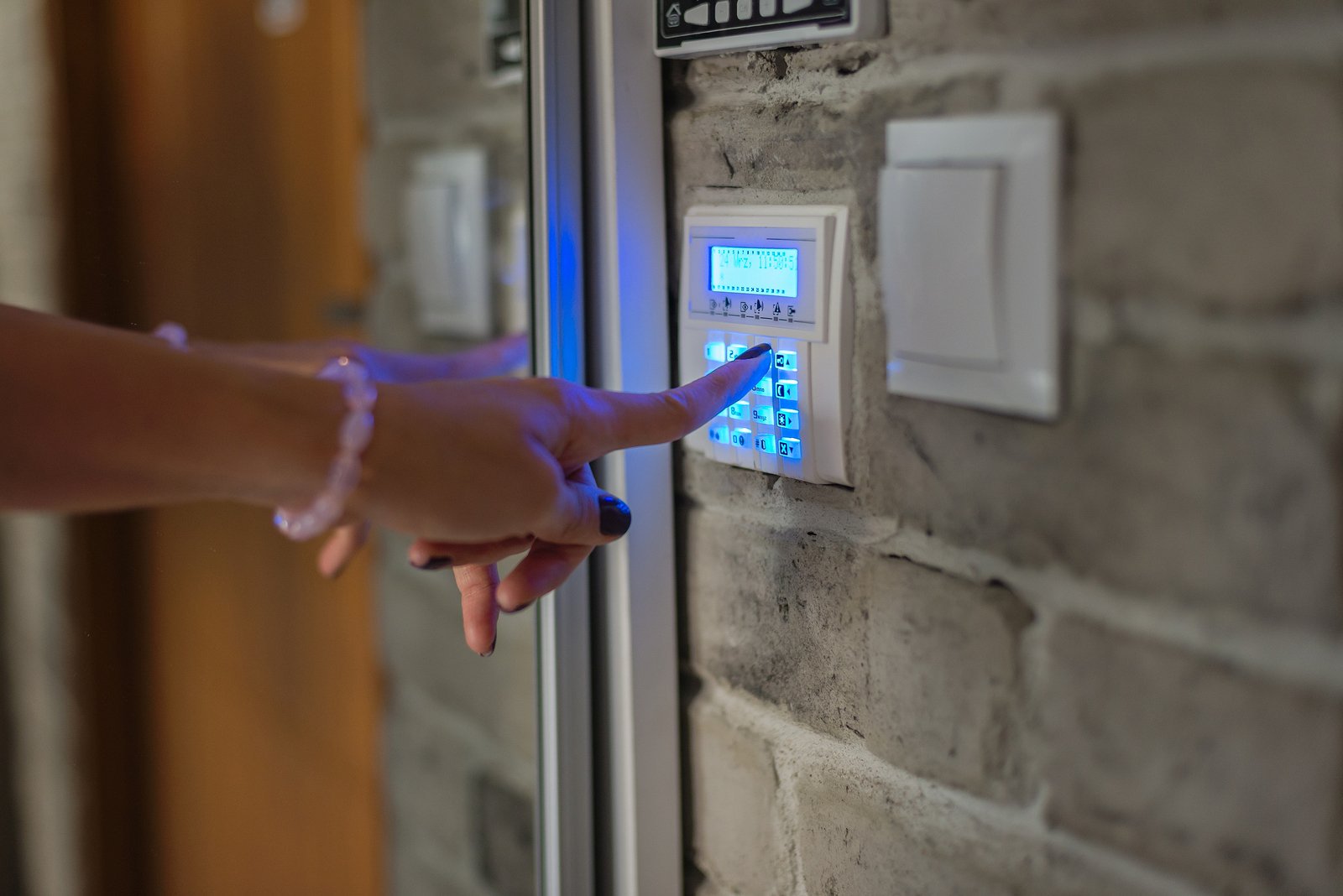 smart-home-security-system How Smart Home Automation Can Protect Your Home While You’re Away